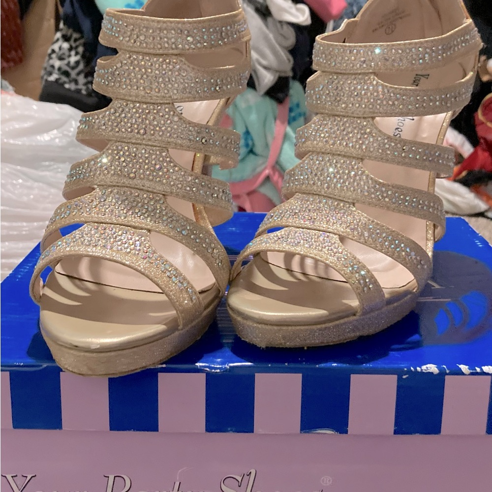 YOUR PARTY SHOES: Julianne Nude high Heels - Picture 1 of 3